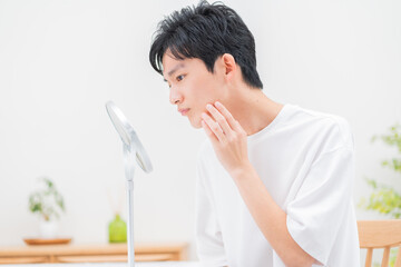 【薬剤師が解説】肌荒れの原因と漢方—タイプ別の改善法